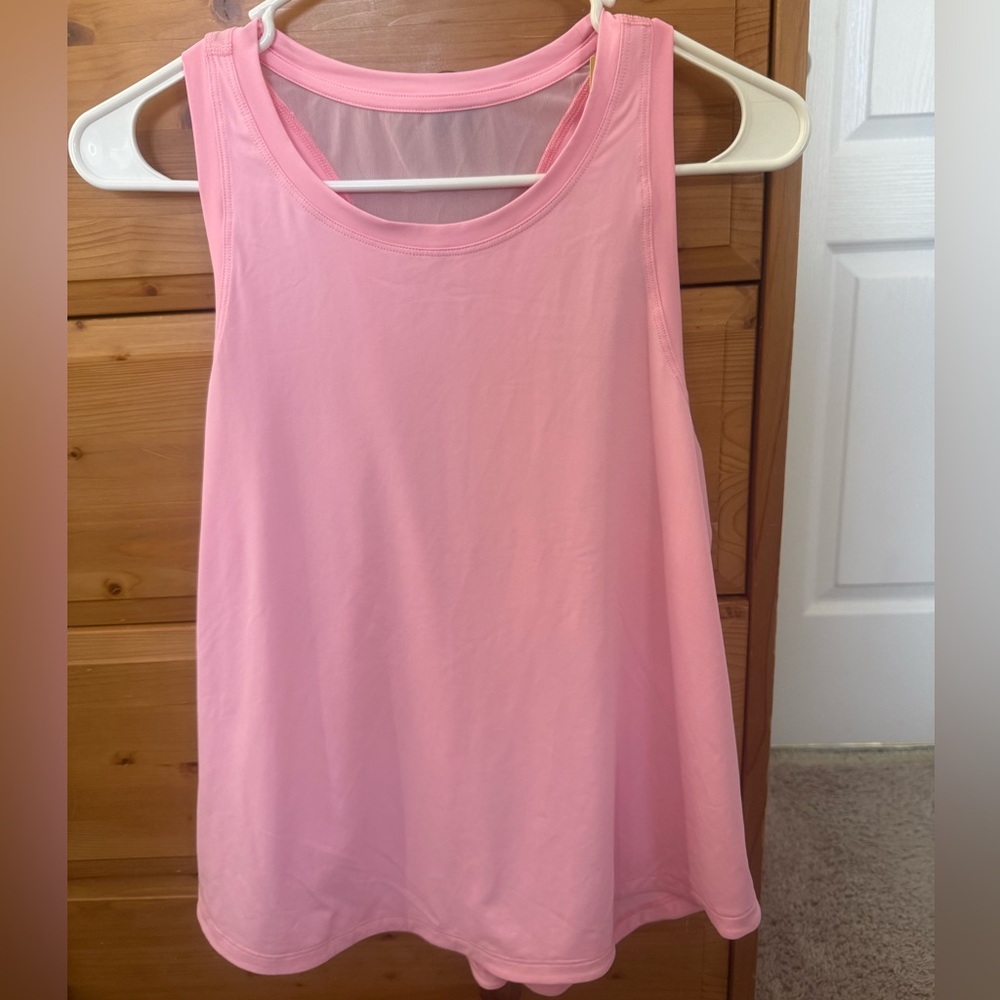 New All In Motion Light Pink Women's sleeveless shirt Size Medium